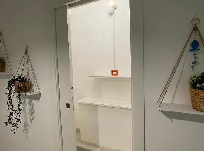 Arco Di Levante Alle Colonne Konukevi Bari