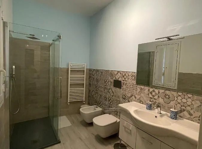 Arco Di Levante Alle Colonne Konukevi