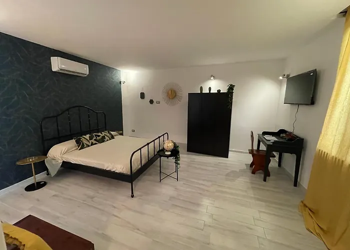 Konukevi Arco Di Levante Alle Colonne