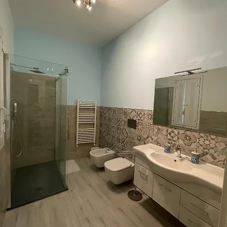 Arco Di Levante Alle Colonne Gasthof