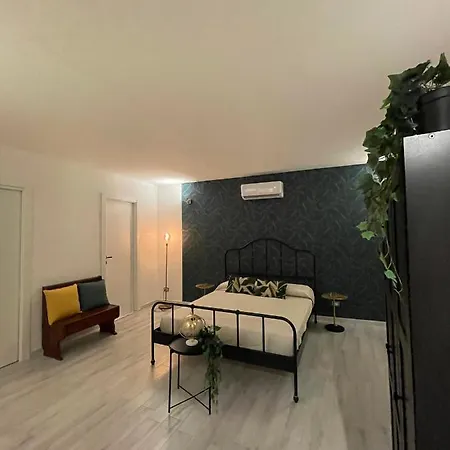 Arco Di Levante Alle Colonne