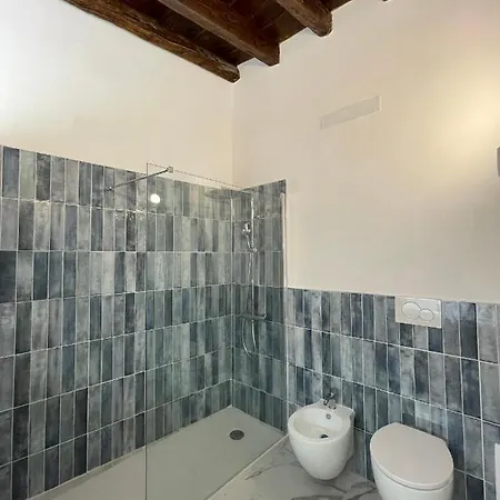 Arco Di Levante Alle Colonne 3* Бари